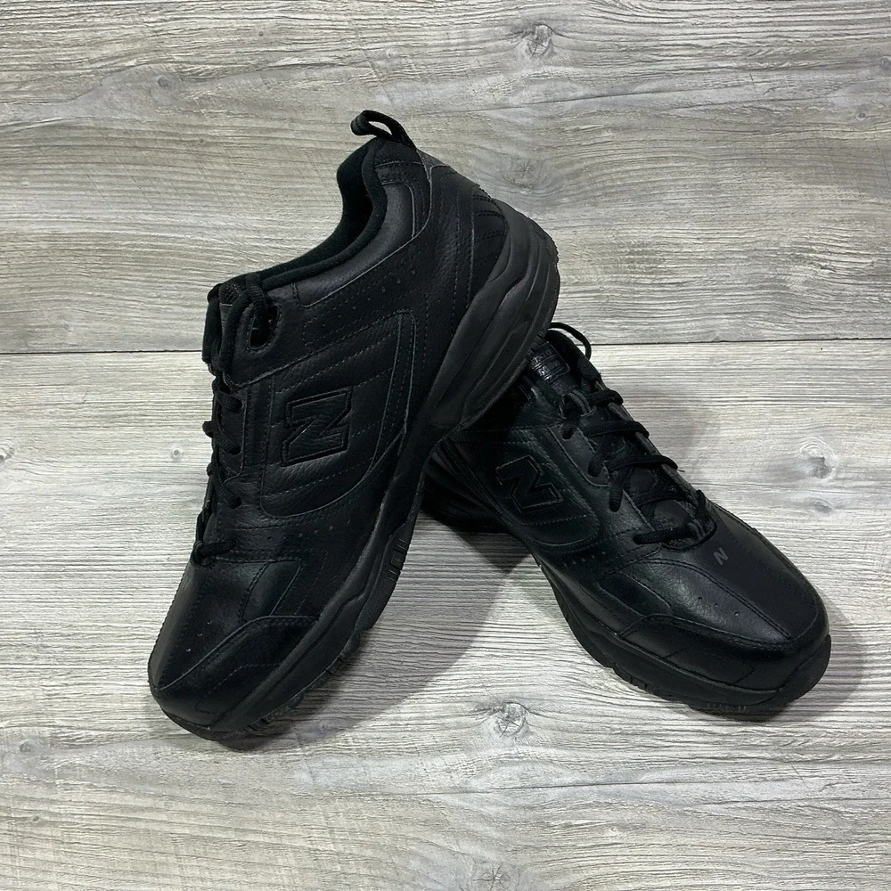 New Balance 608V2 Men's Triple Black Leather Size 13 4E Sneakers Shoes MX608V2B